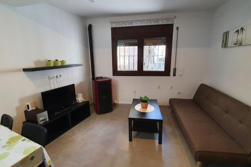 Precioso Apartamento En El Pirineo Catalan La Pobla de Lillet Bagian luar foto