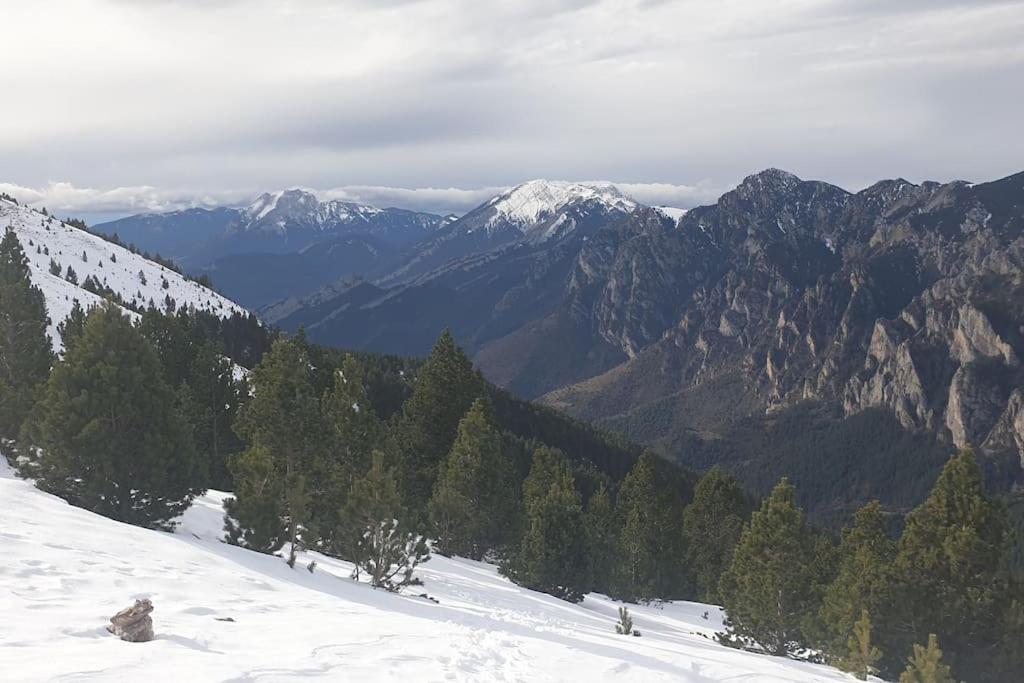 Precioso Apartamento En El Pirineo Catalan La Pobla de Lillet Bagian luar foto